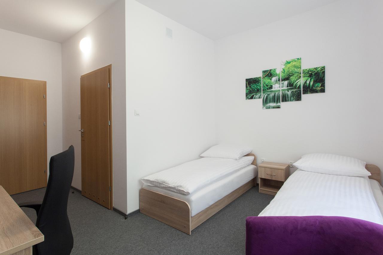 科宁 Dom Studenta Nr 1 Ans W Koninie旅舍 外观 照片